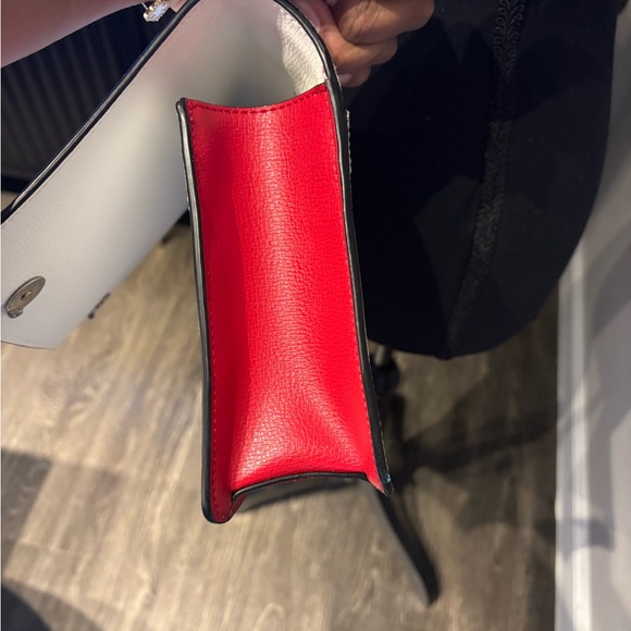 Never worn Karl Lagerfield purse - Picture 3 of 4